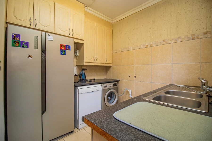4 Bedroom Property for Sale in Island View Western Cape